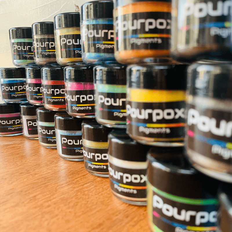 Epoxy pigment pourpoxy set